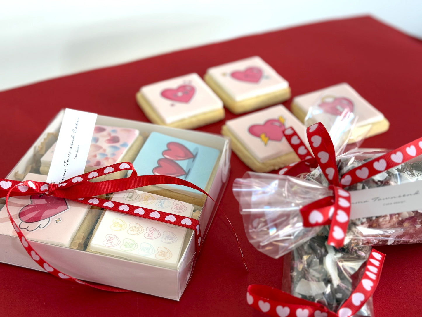 Valentine cookie gift box