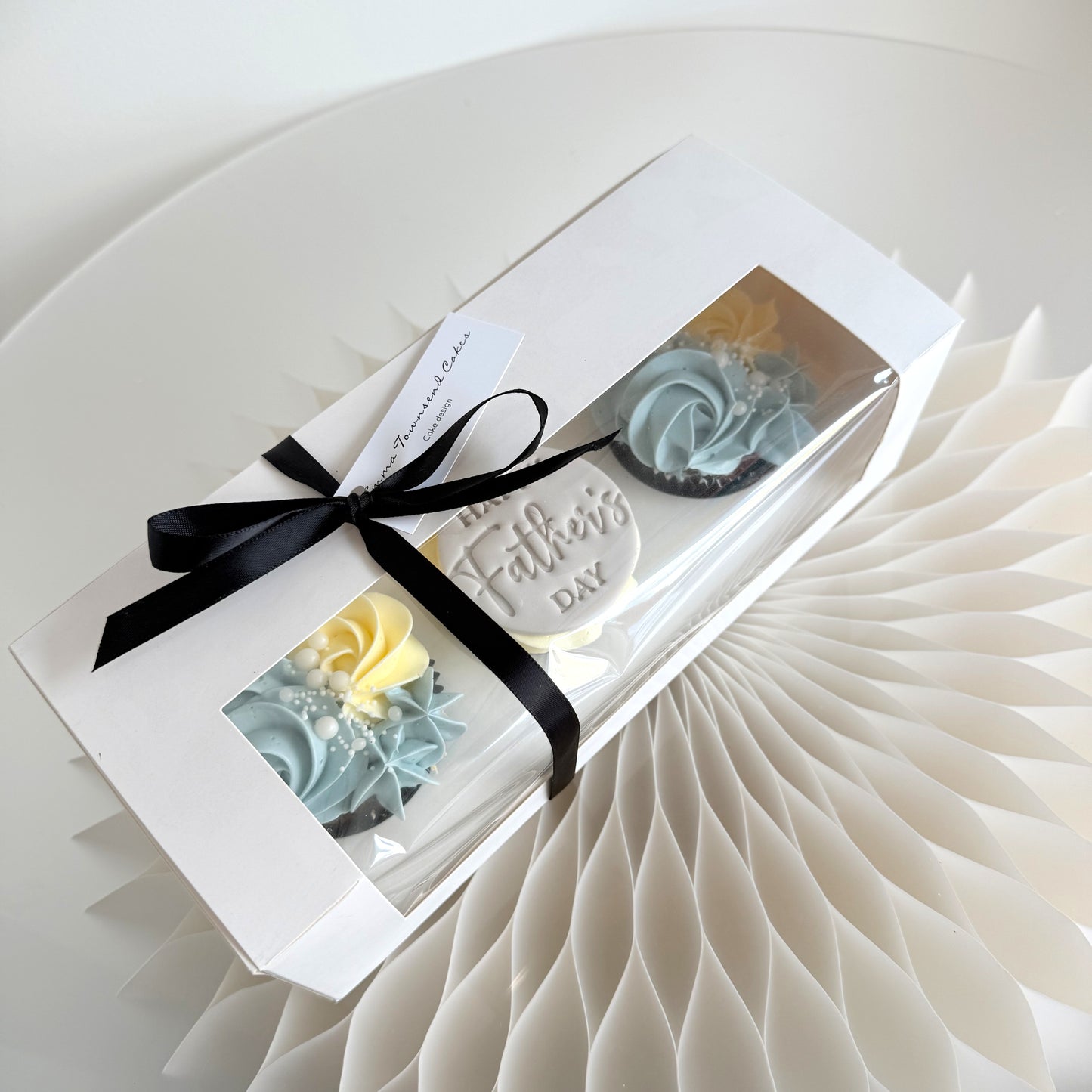 Father's Day Cupcake Gift Box