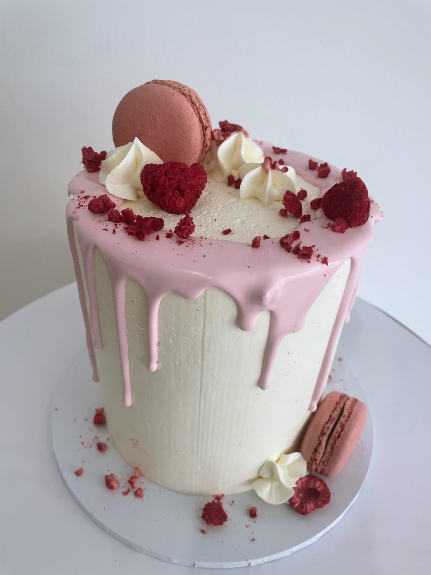 Valentine cake for two