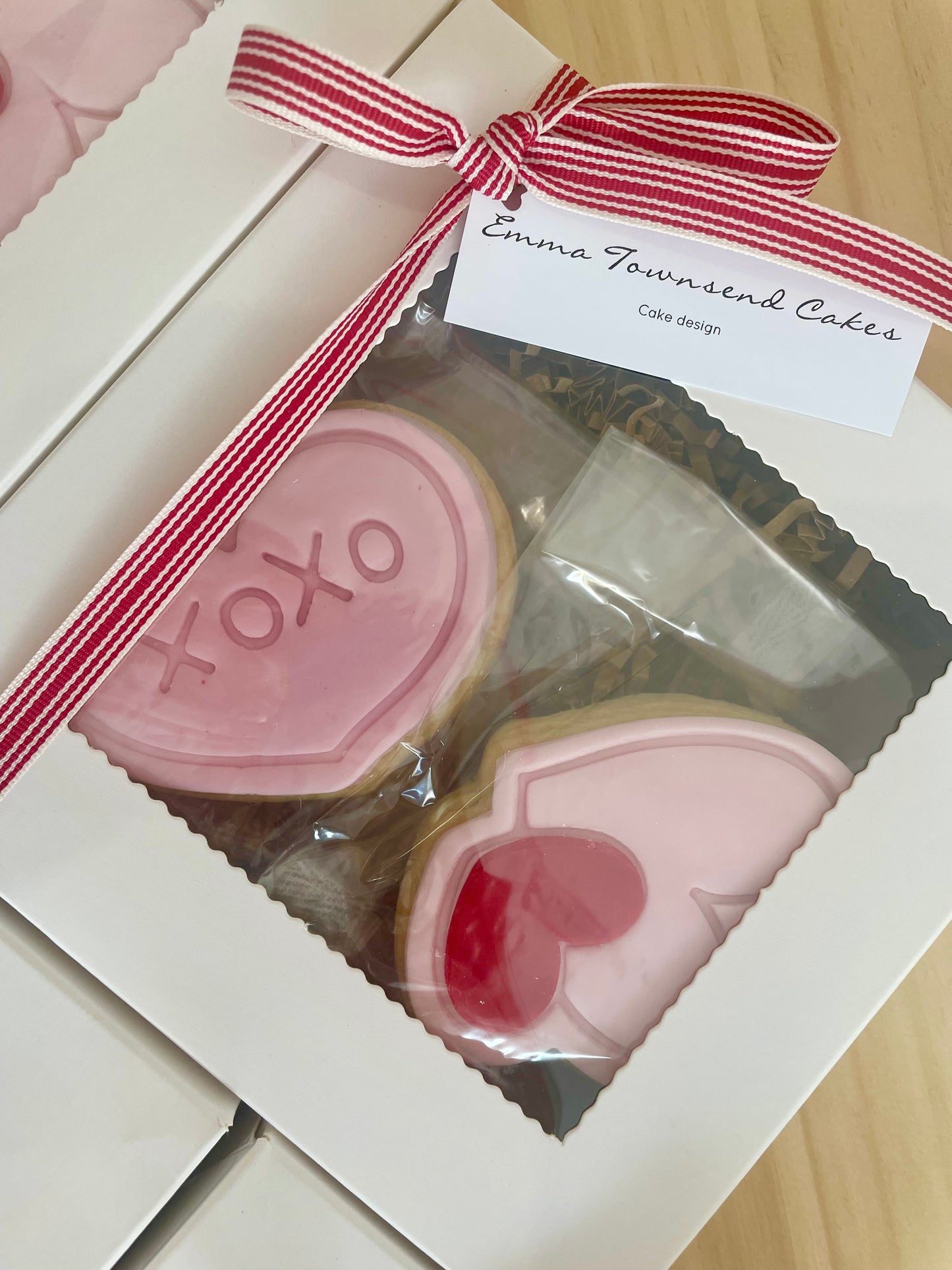 Valentine cookie gift box