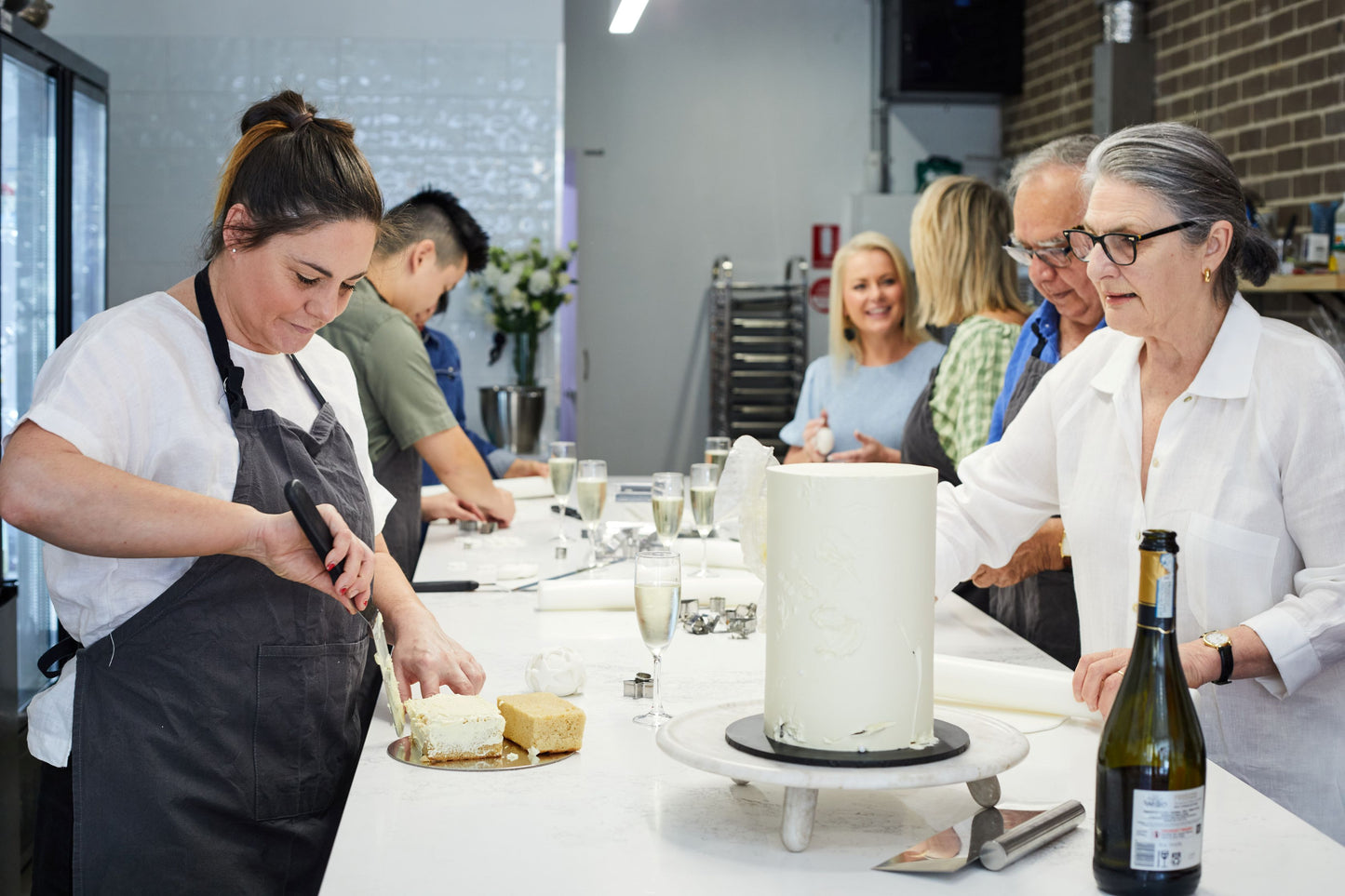 Fondant Cake Decorating Masterclass