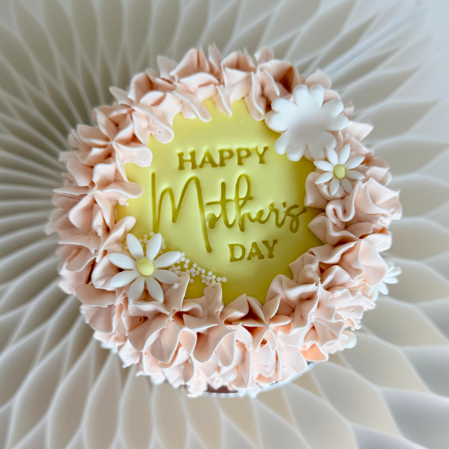 Mother's Day - sharing cakes