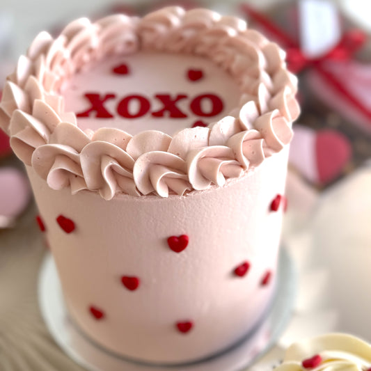 Valentine cake for two